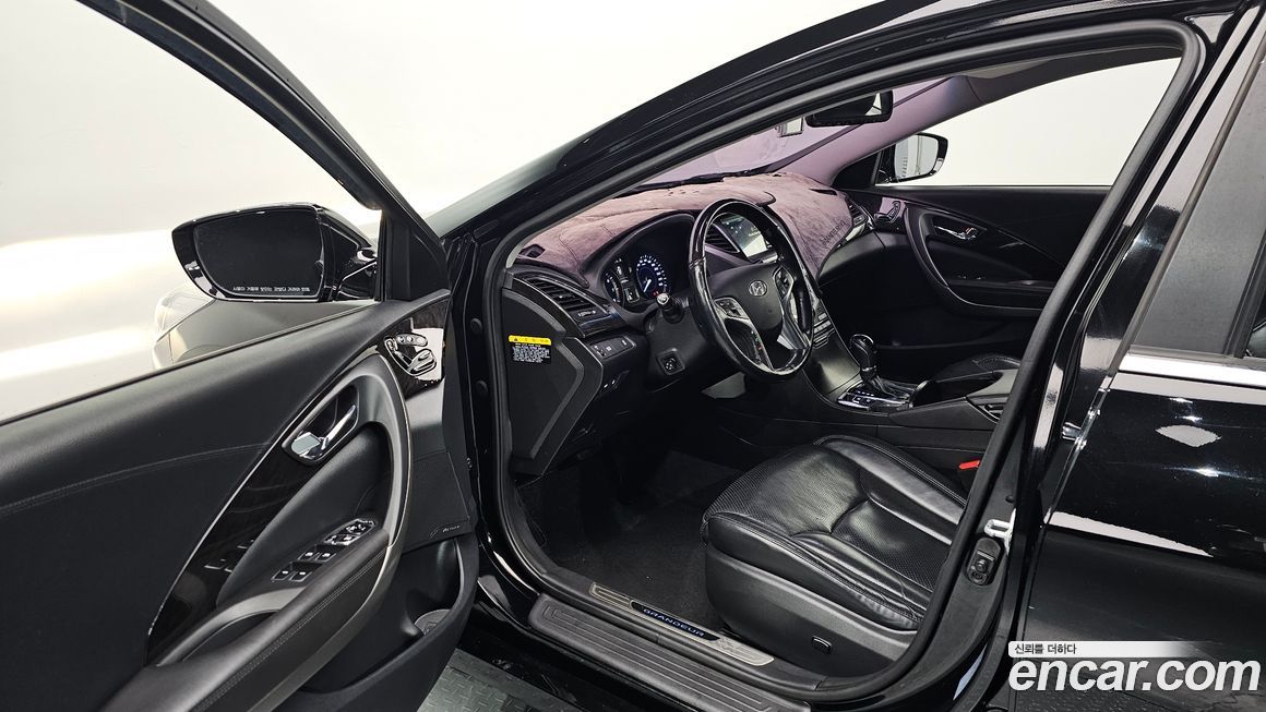 Hyundai Grandeur 2016