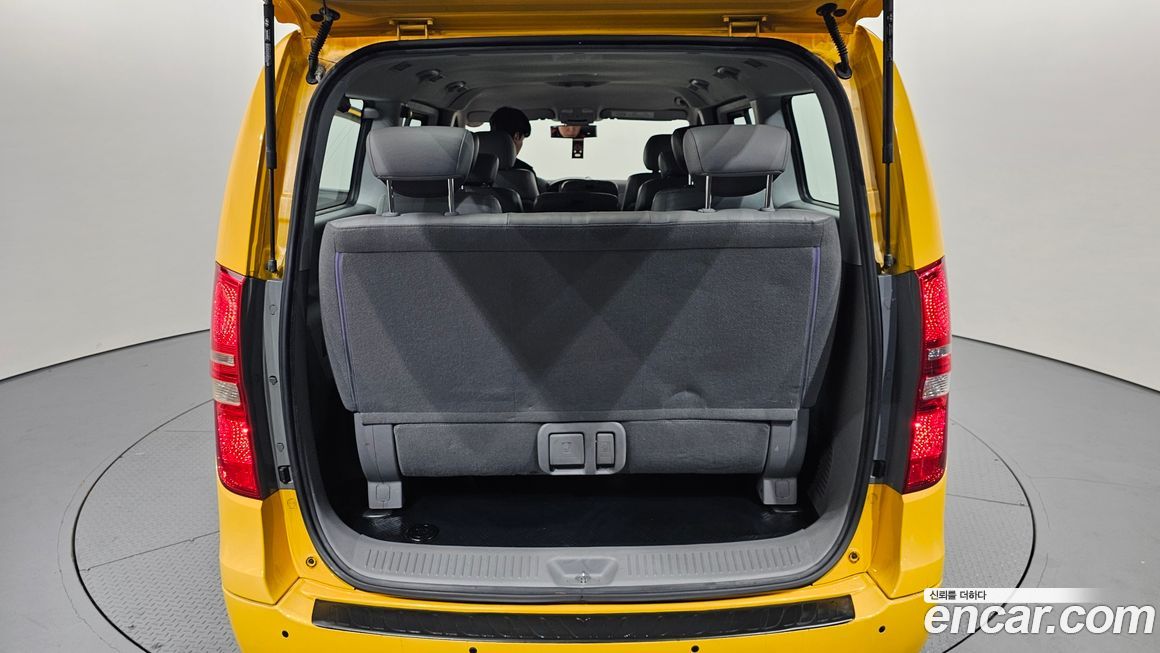 Hyundai Starex 2012