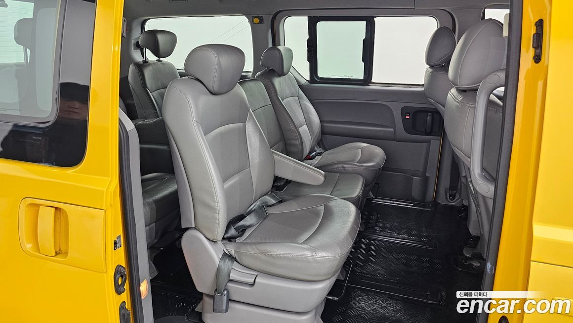 Hyundai Starex 2012