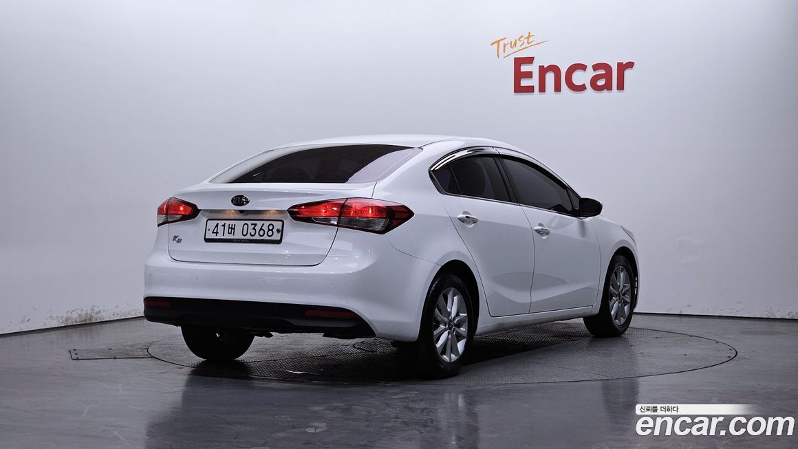 Kia K3 2016
