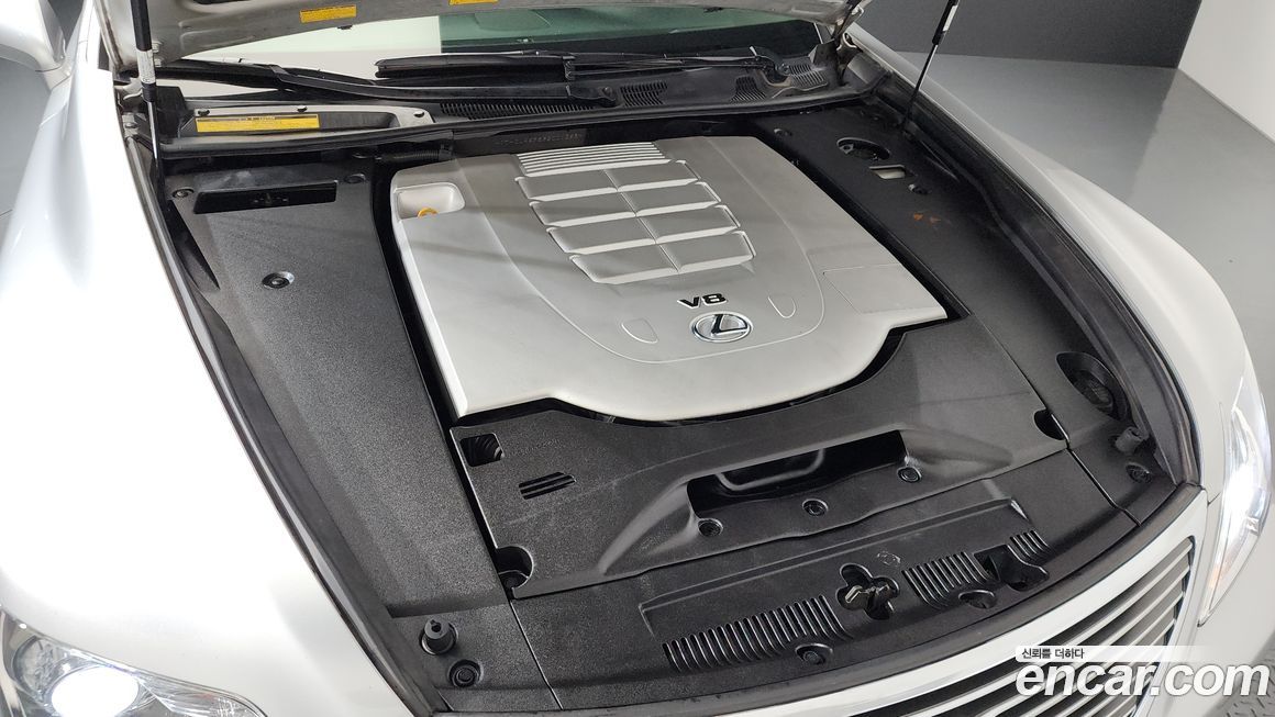 Lexus LS 2009