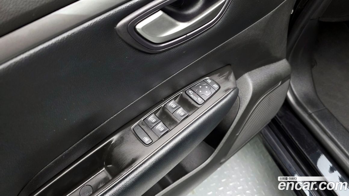 Renault-KoreaSamsung SM6 2021