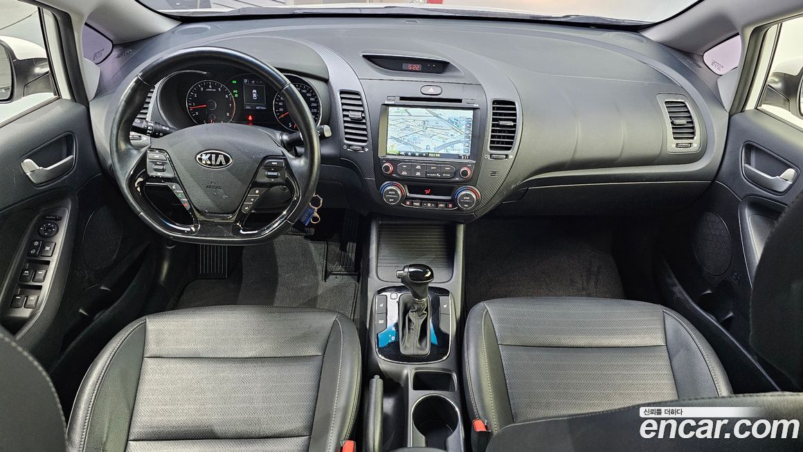 Kia K3 2016