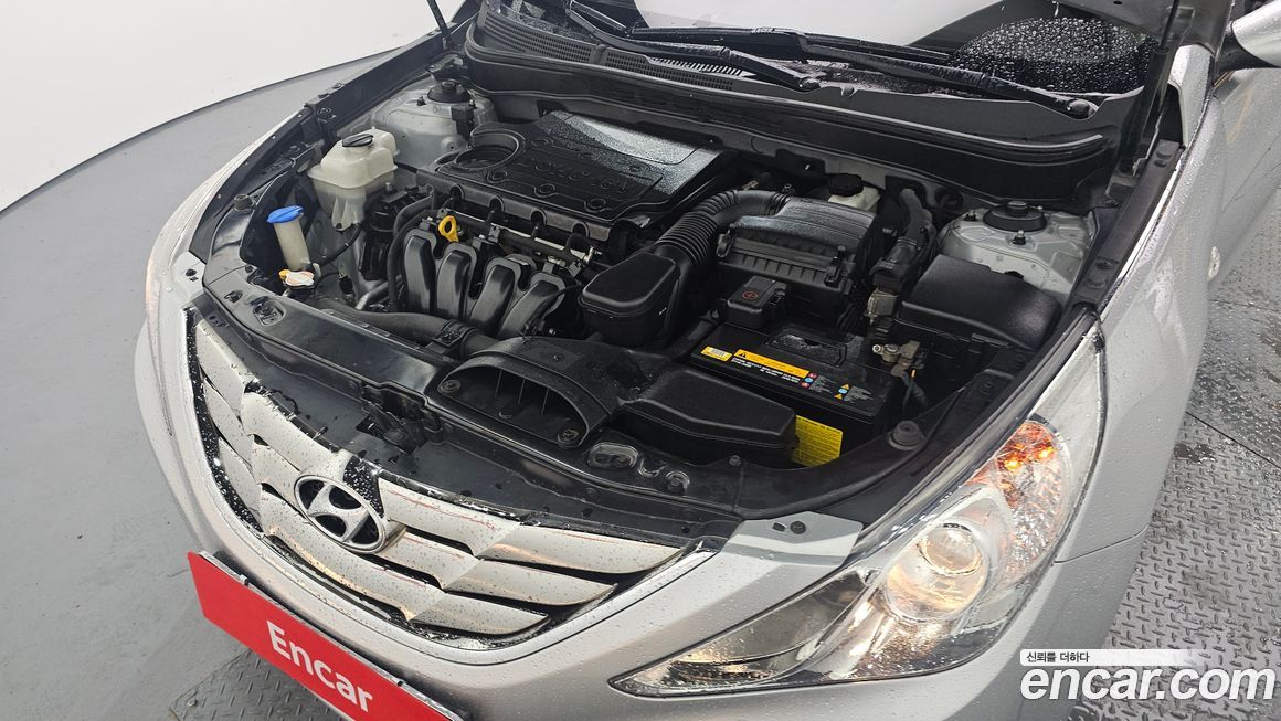 Hyundai Sonata 2011