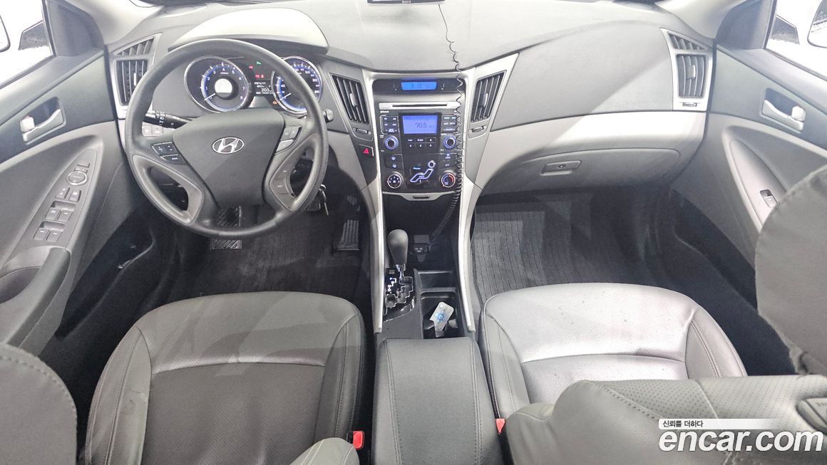Hyundai Sonata 2011