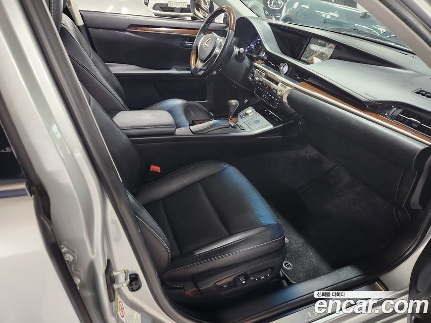 Lexus ES 2014