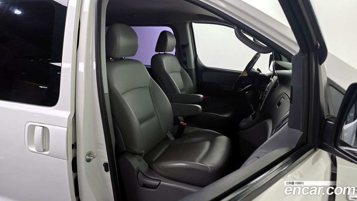 Hyundai Starex 2015