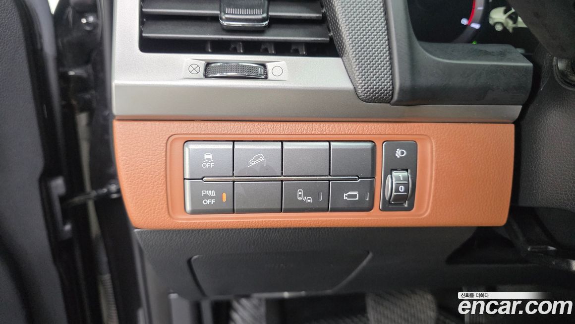 KG_Mobility_Ssangyong Rexton 2019