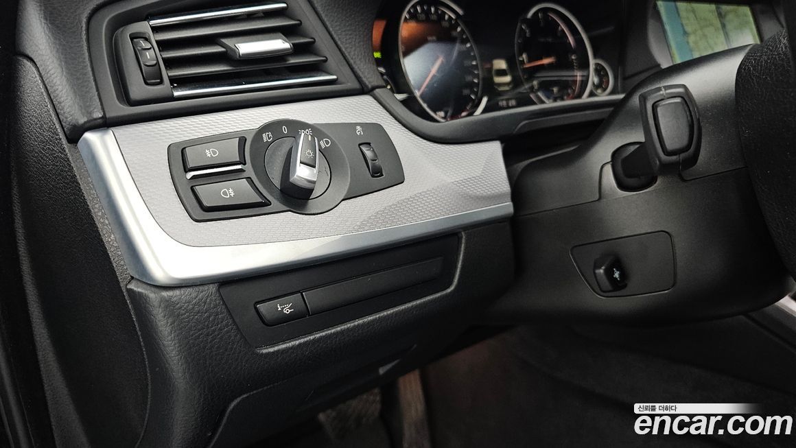 BMW 5-Series 2013