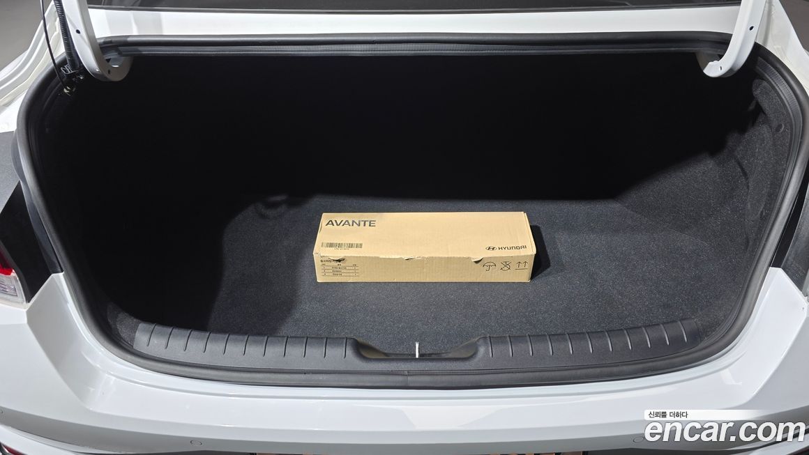 Hyundai AVANTE 2021
