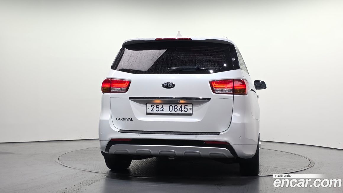 Kia Canival 2016