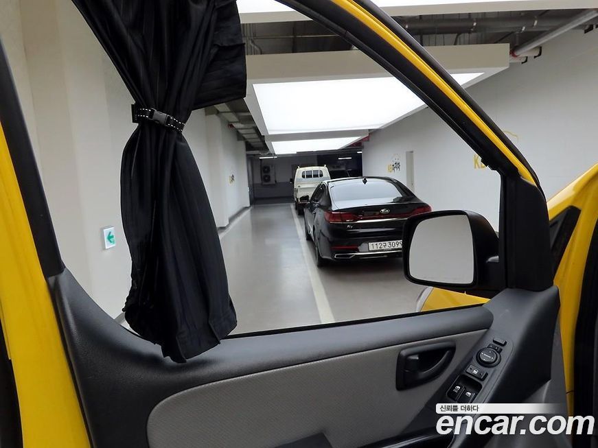 Hyundai Starex 2018
