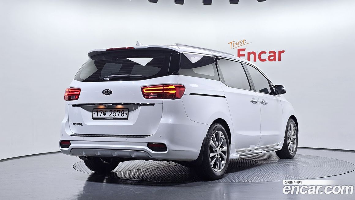 Kia Canival 2019