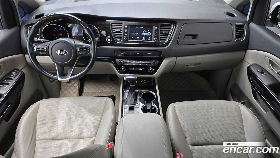 Kia Canival 2019