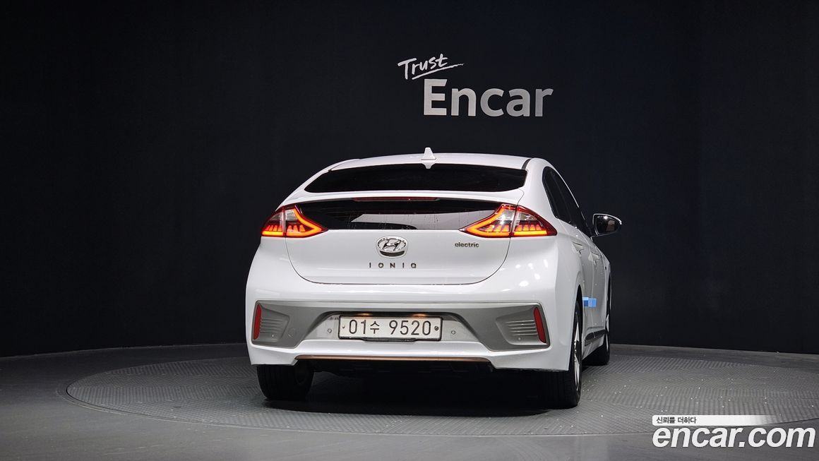 Hyundai Ioniq 2017