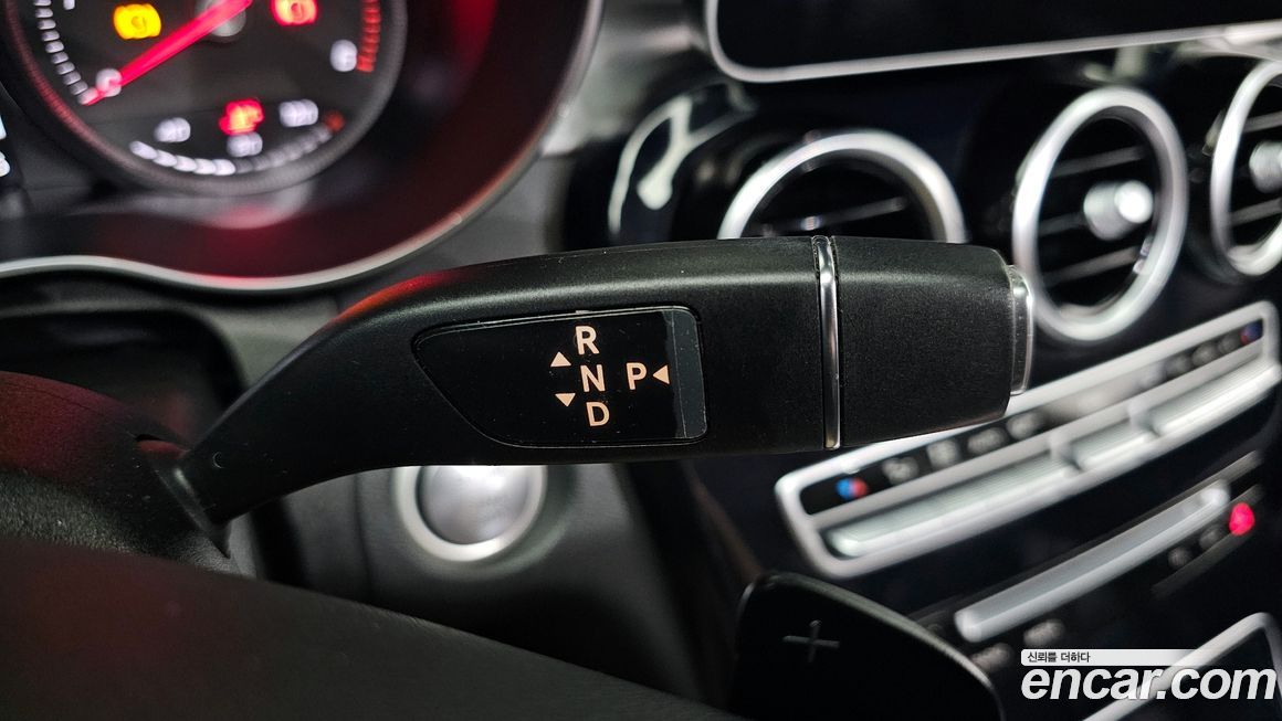 Mercedes-Benz C-Class 2018