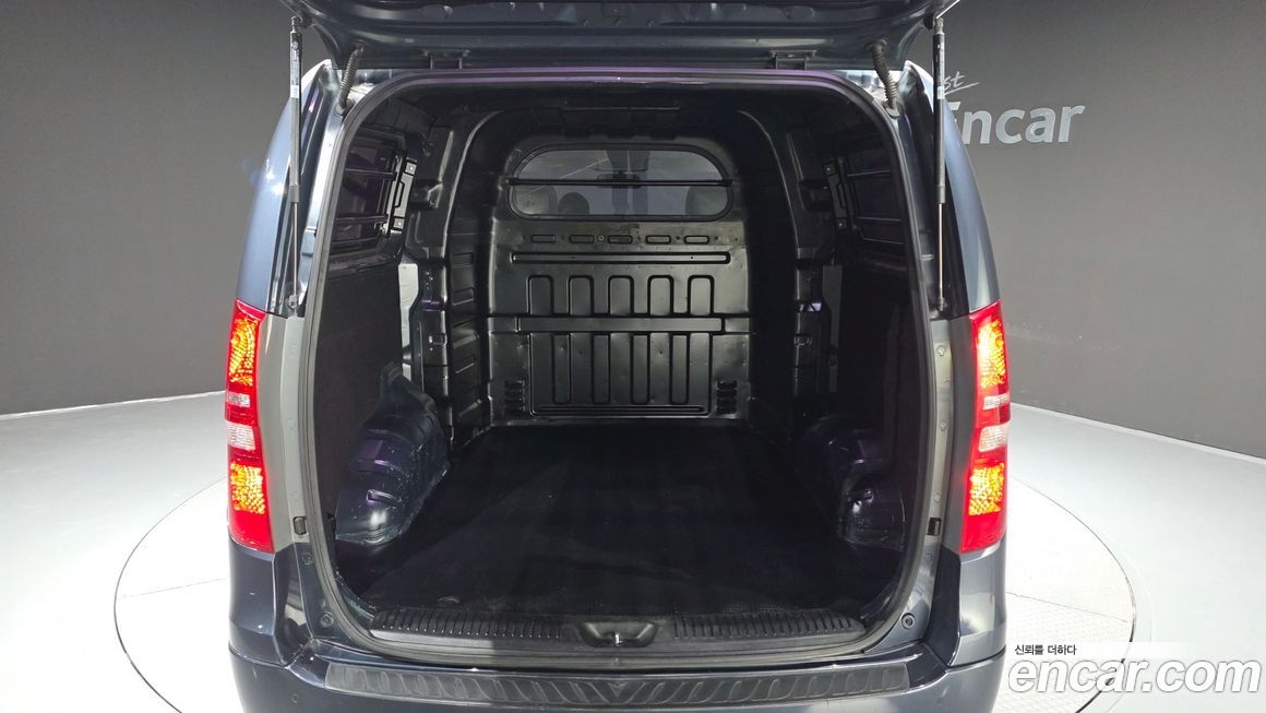 Hyundai Starex 2018