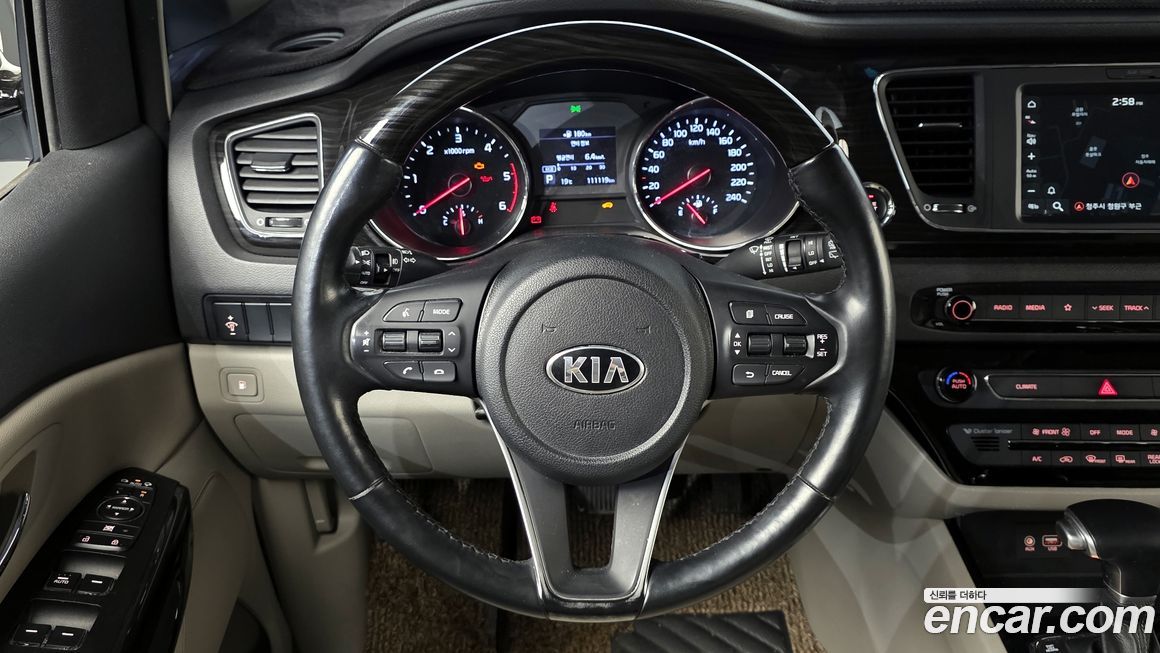 Kia Canival 2019