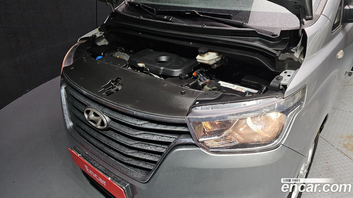 Hyundai Starex 2018