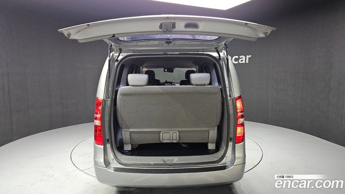 Hyundai Starex 2018