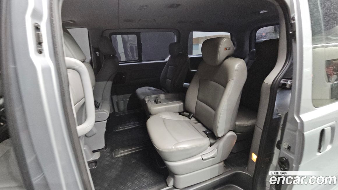 Hyundai Starex 2018