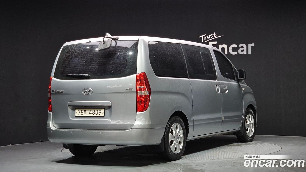 Hyundai Starex 2018