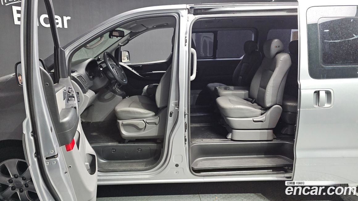 Hyundai Starex 2018