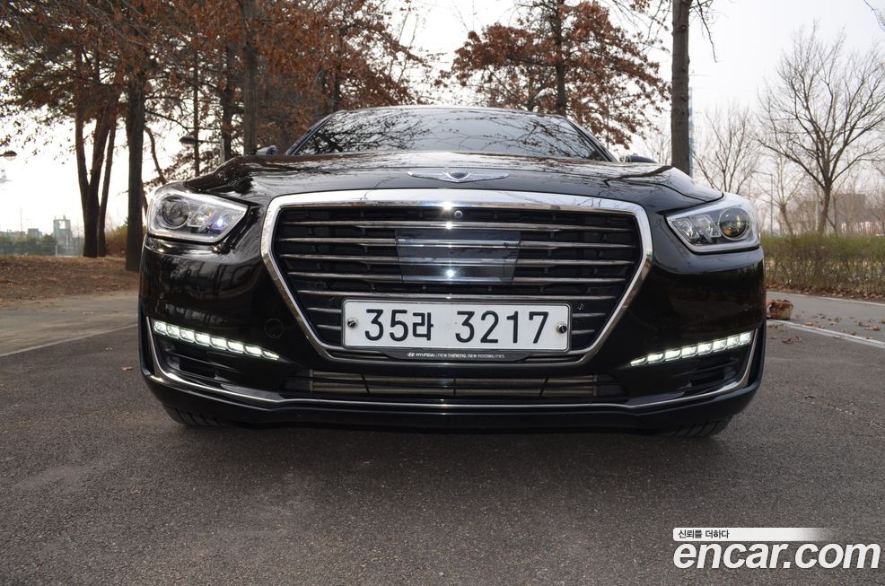 Genesis EQ900 2016