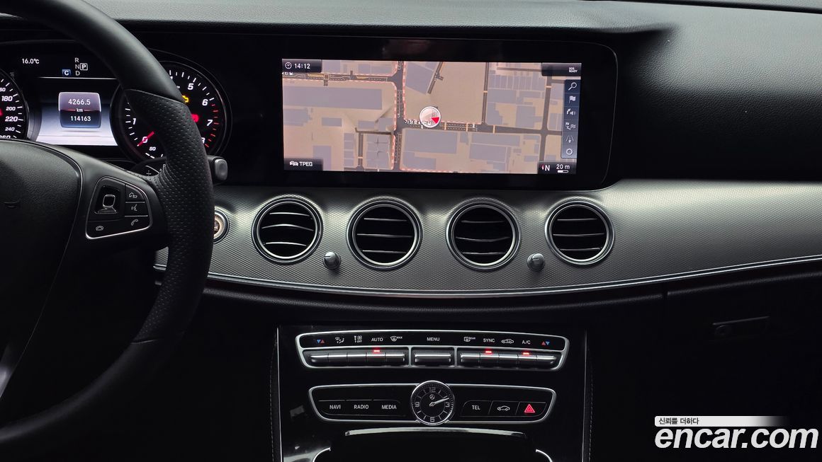 Mercedes-Benz E-Class 2018