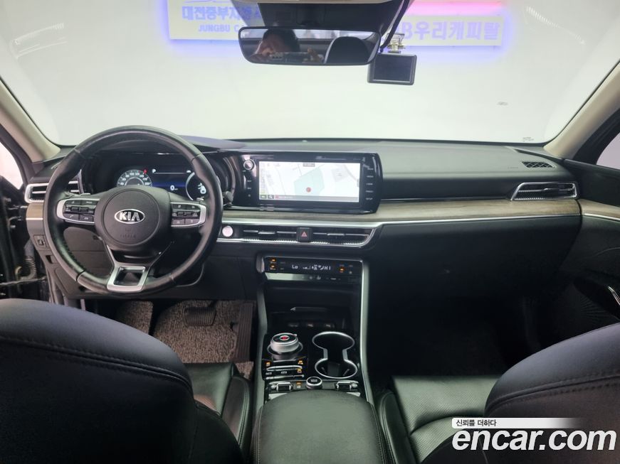 Kia K5 2021