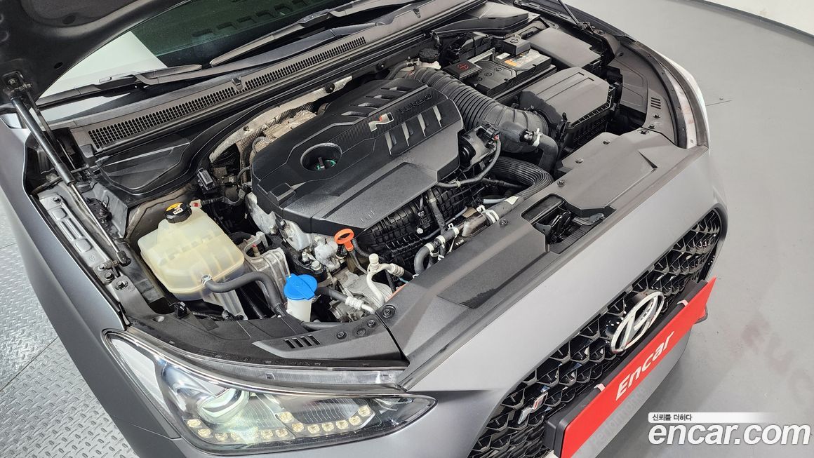 Hyundai Veloster 2020