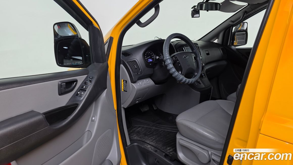 Hyundai Starex 2019