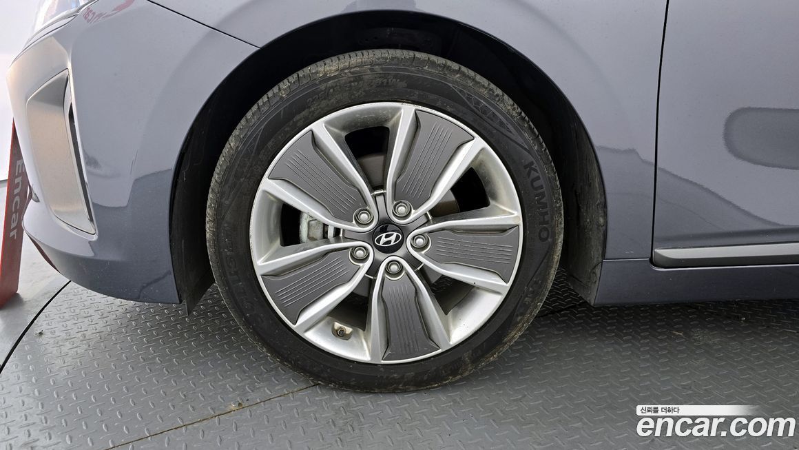 Hyundai Ioniq 2019