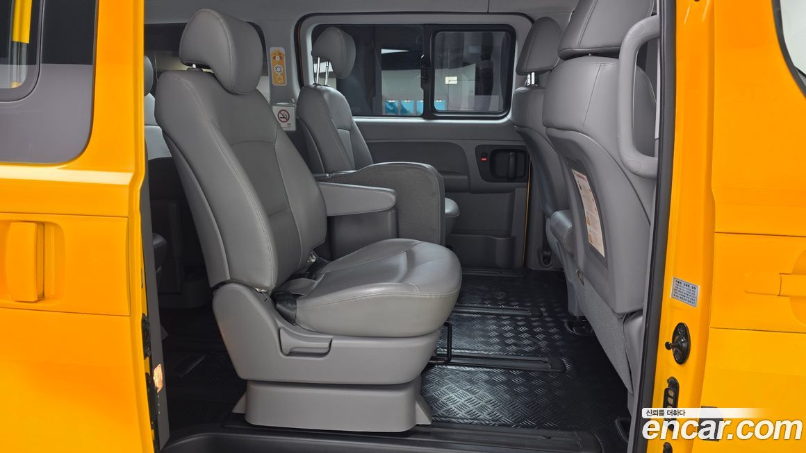 Hyundai Starex 2019