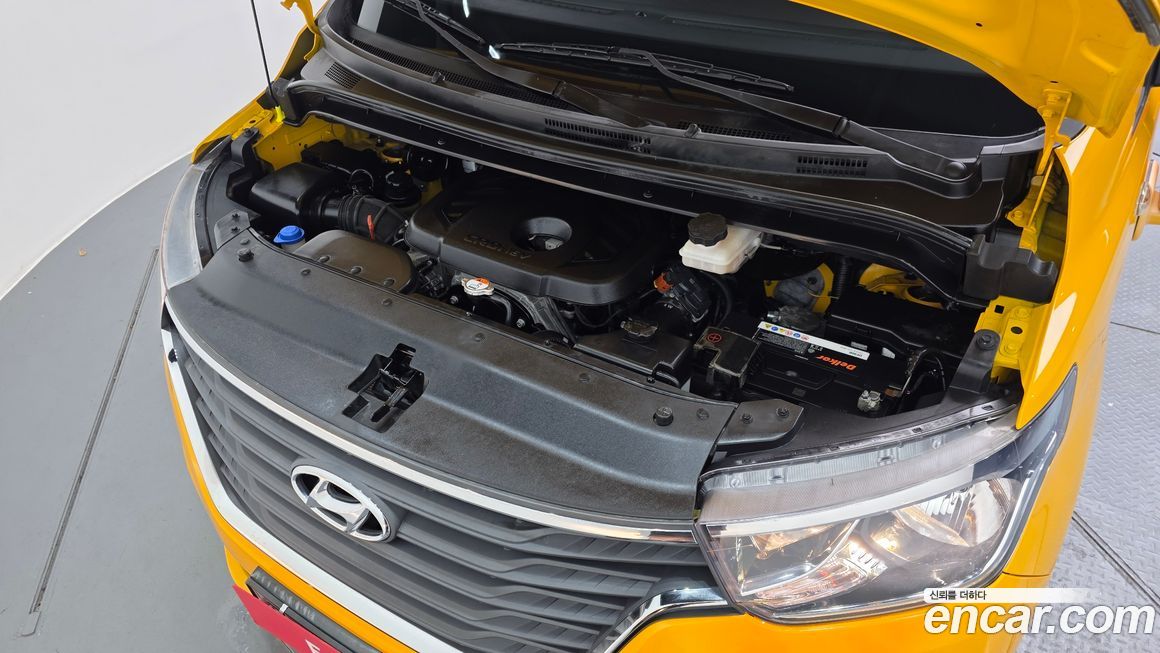 Hyundai Starex 2019