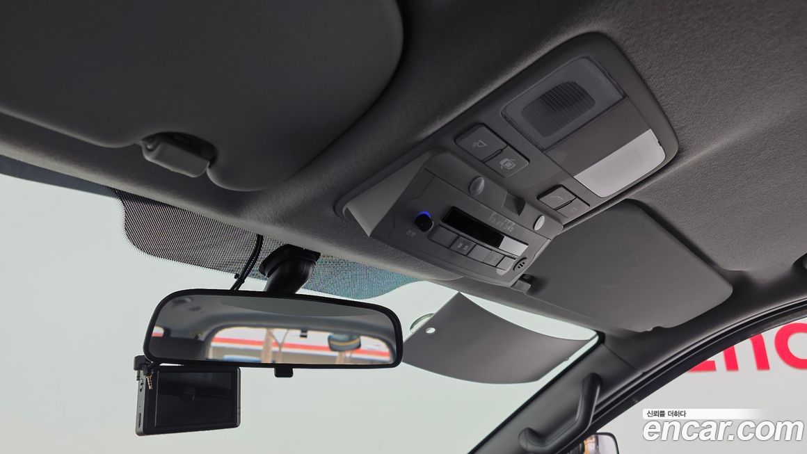 Hyundai Starex 2019
