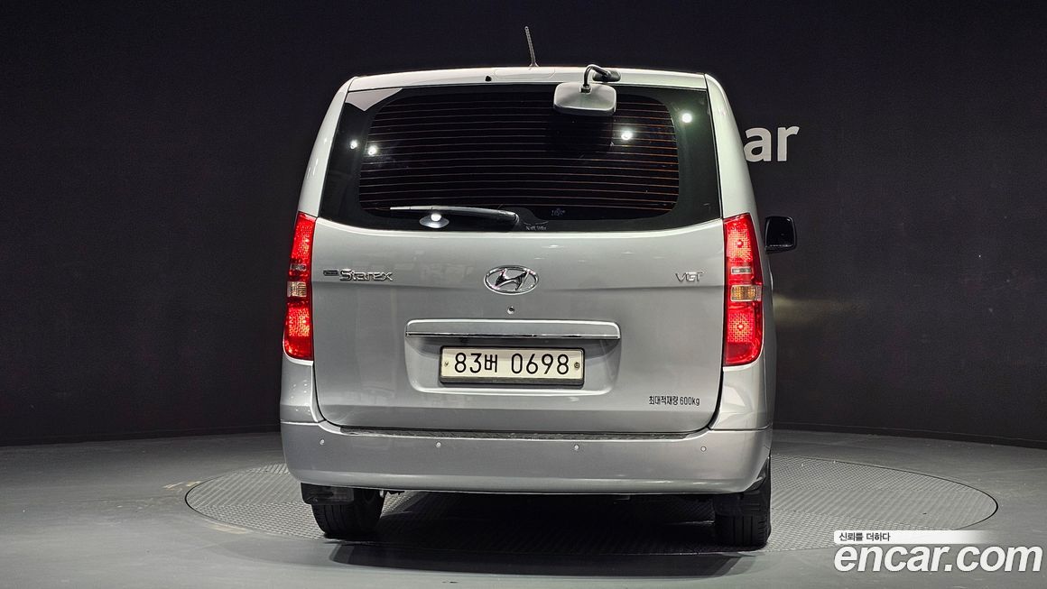 Hyundai Starex 2021