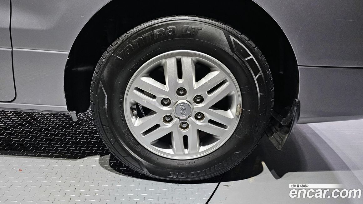 Hyundai Starex 2021