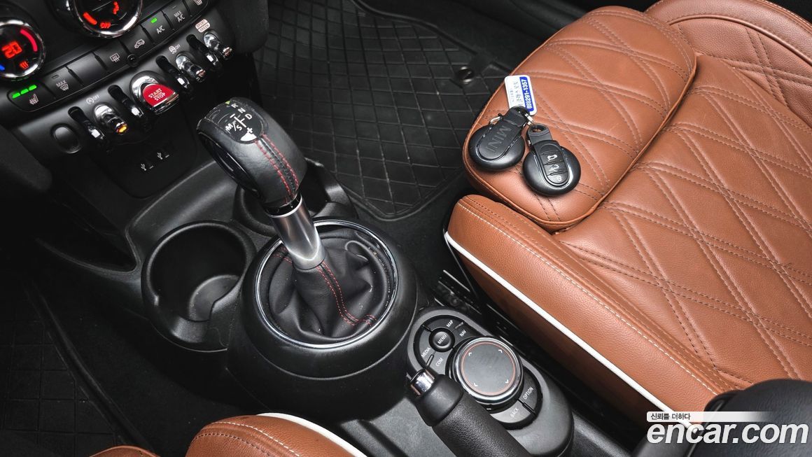 Mini Cooper Convertible 2019