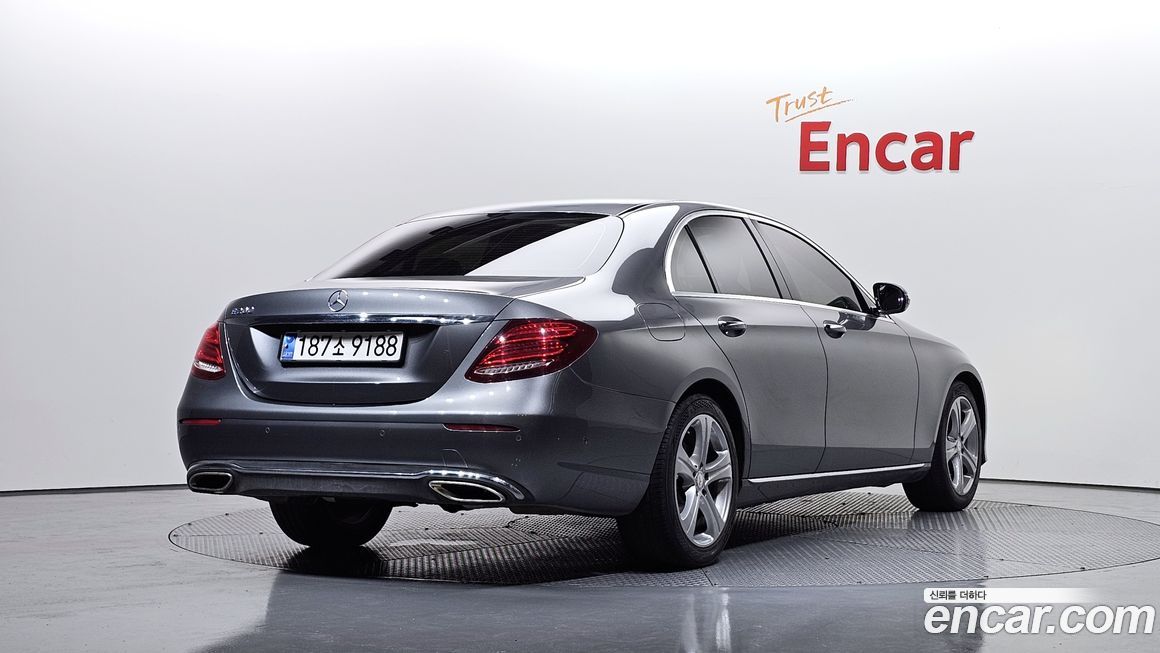 Mercedes-Benz E-Class 2017