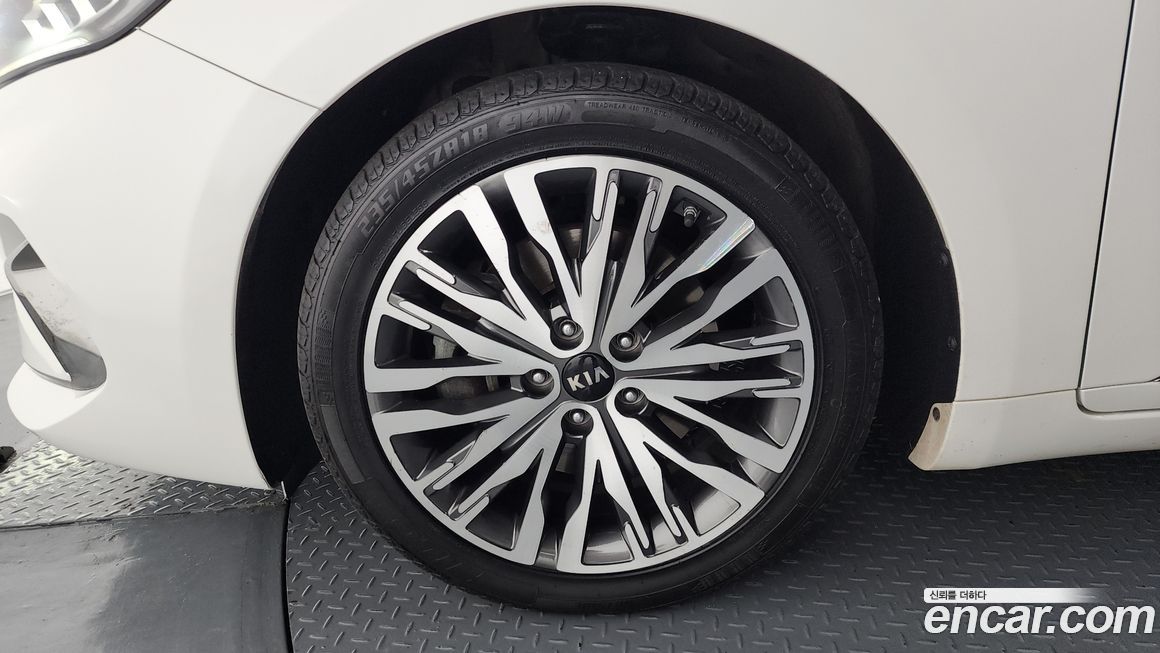 Kia K7 2021