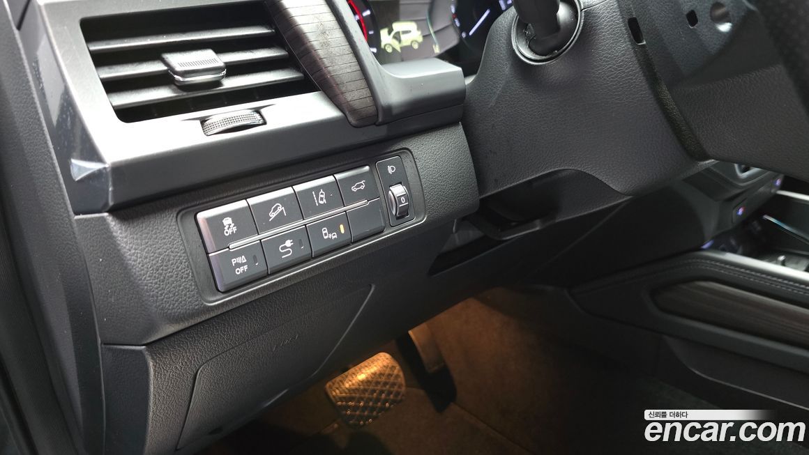 KG_Mobility_Ssangyong Rexton 2020