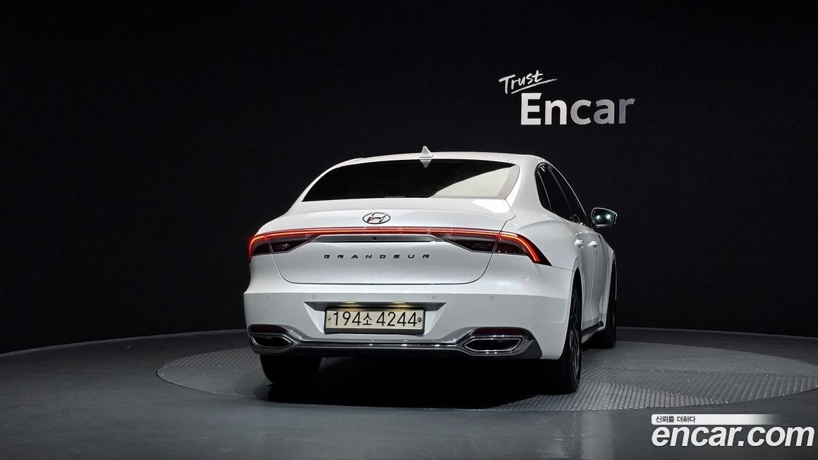 Hyundai Grandeur 2022