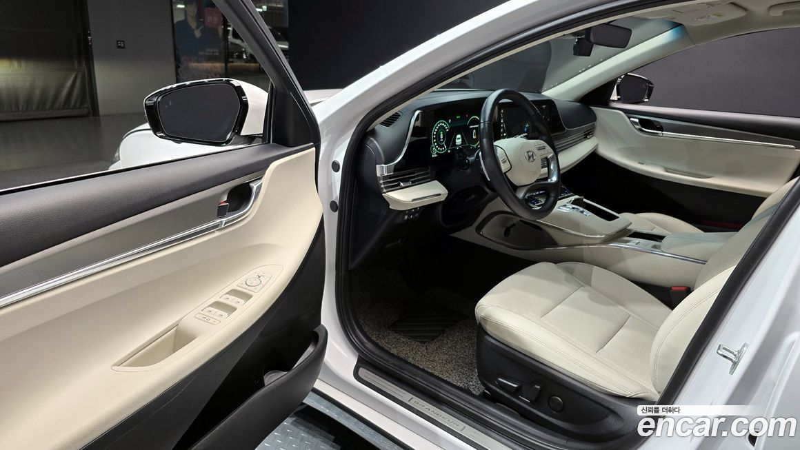 Hyundai Grandeur 2022