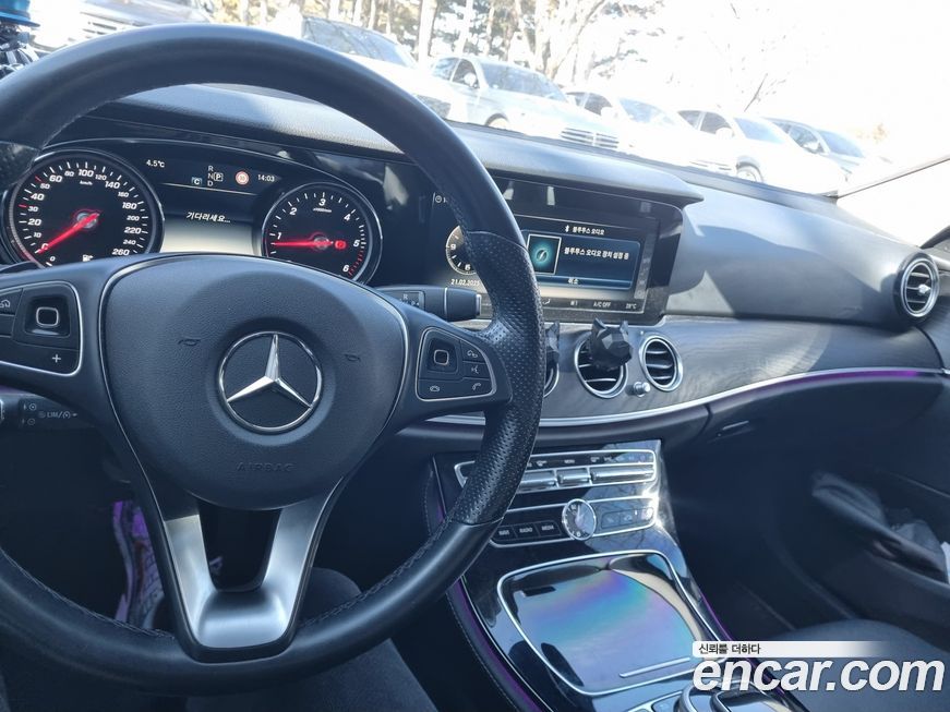 Mercedes-Benz E-Class 2017