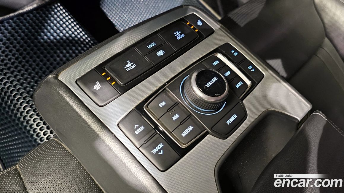Genesis G80 2017