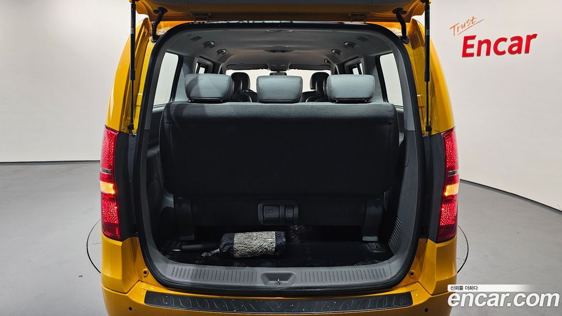 Hyundai Starex 2020