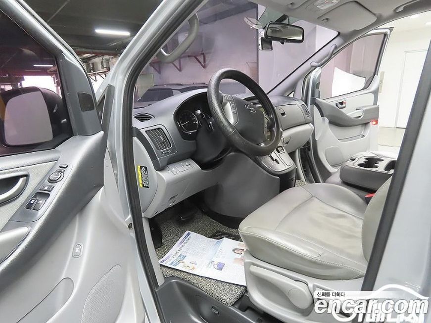Hyundai Starex 2019