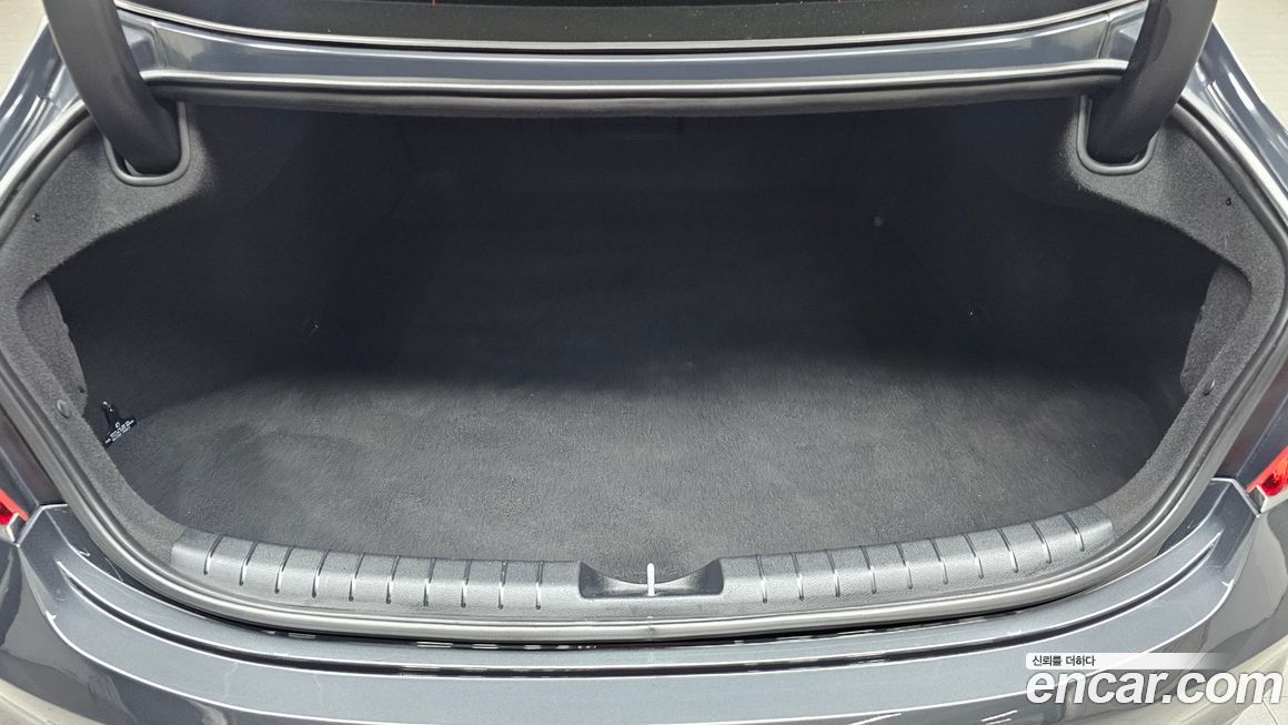 Hyundai Grandeur 2018