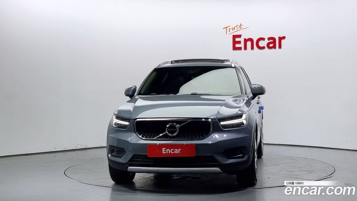 Volvo XC40 2021